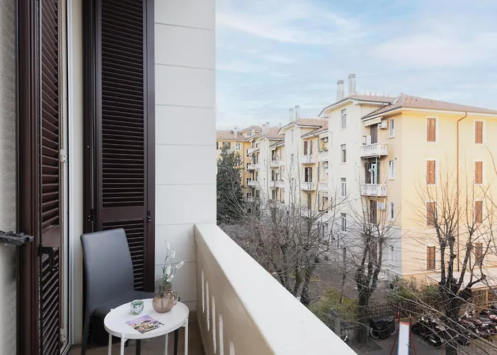 Easylife - - Gola 31 - Navigli