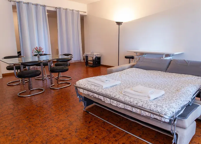 Ampio Con Terrazzo, 3 E 2 Bagni A 2 Passi Dalla Metro *