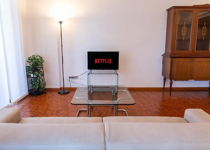 Ampio Con Terrazzo, 3 E 2 Bagni A 2 Passi Dalla Metro דירה