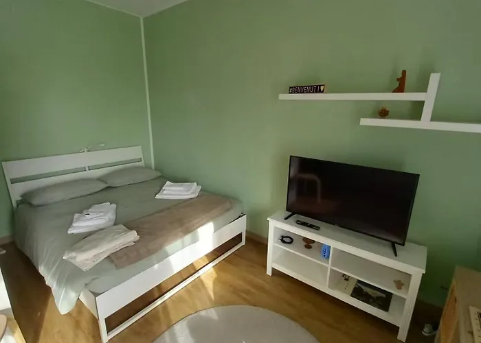 Domobella -- Ripamonti / Ieo / Prada / Bocconi -- * Milán