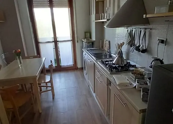 Apartmán Domobella -- Ripamonti / Ieo / Prada / Bocconi -- *