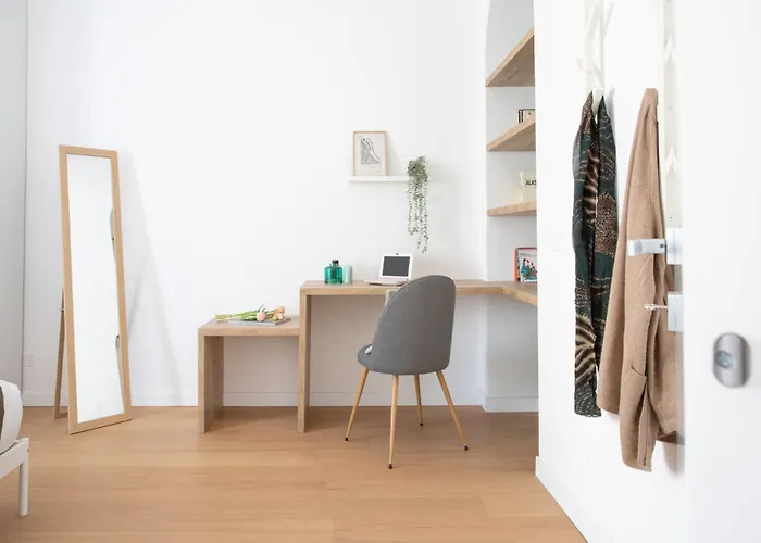 The Rent - Two-bedroom In Navigli Area