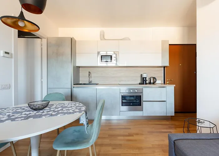 Sweet - With Balcony * Milán