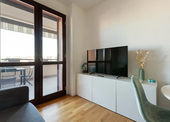 Sweet - With Balcony