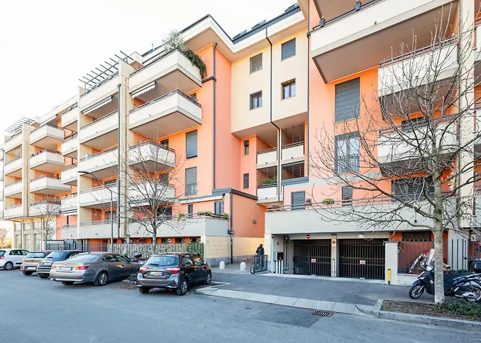 Sweet - With Balcony