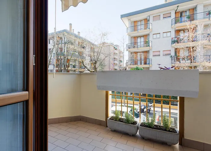 Guesthost - Comfy Only 900m From Affori Fn Station!