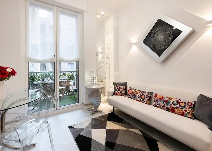 Falcone, 5 - Downtown * Milán