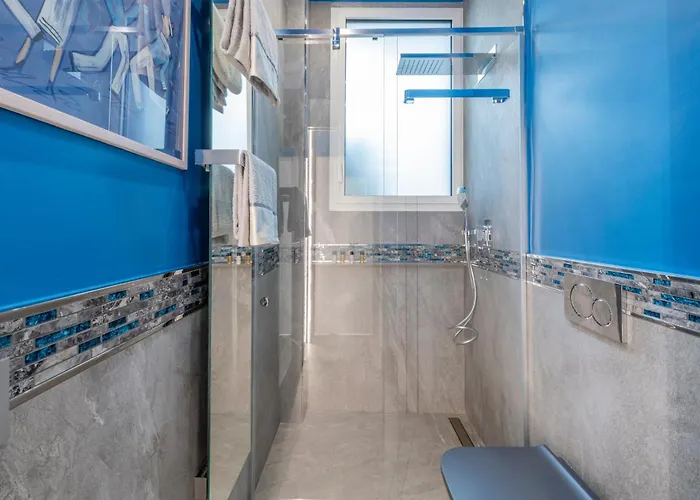 Falcone, 5 - Downtown * Milán