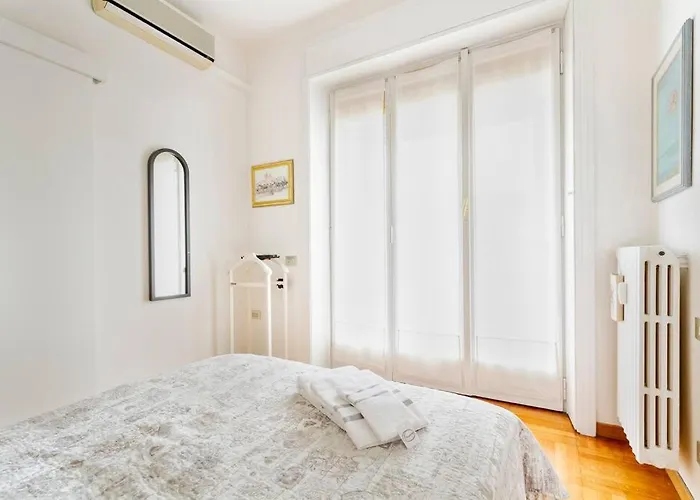 Luminoso Bilocale In Centro * ميلان