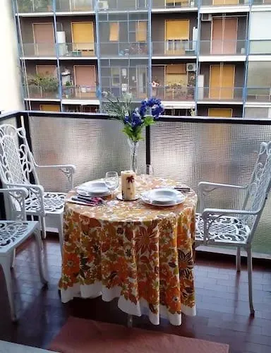 Luminoso Bilocale In Centro ميلان