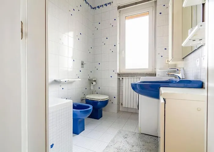 Luminoso Bilocale In Centro * ميلان