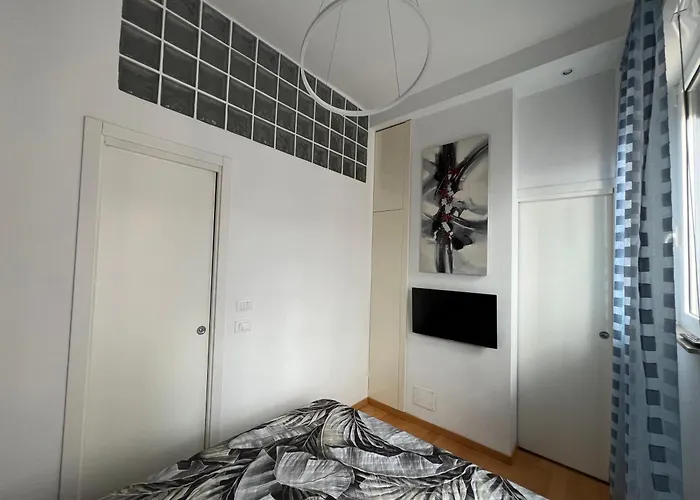 شقة Confortevole Zona Bocconi-porta Romana *