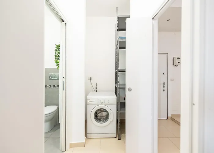 The Base - Comfort A * Milánó