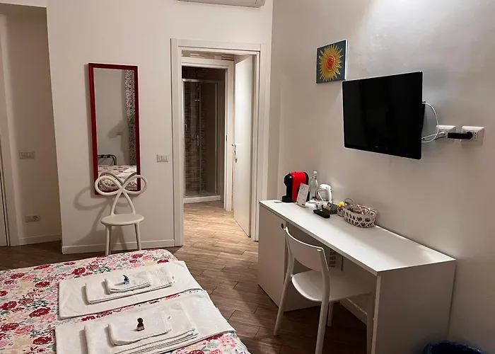 Frühstückspension Via Fontana 4*