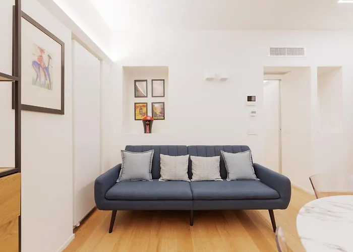 Lejlighed Chic & Modern Flat Just 450 Mt From Centrale Fs *