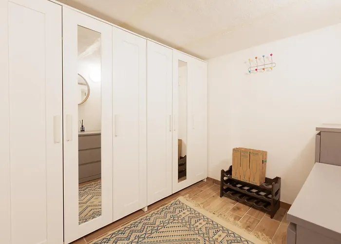Apartment Chic & Modern Flat Just 450 Mt From Centrale Fs Mailand