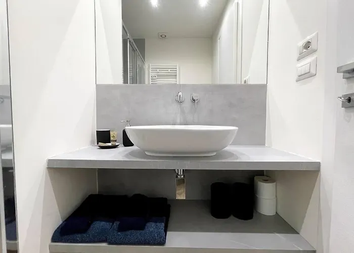 아파트 Charlotte House Center *