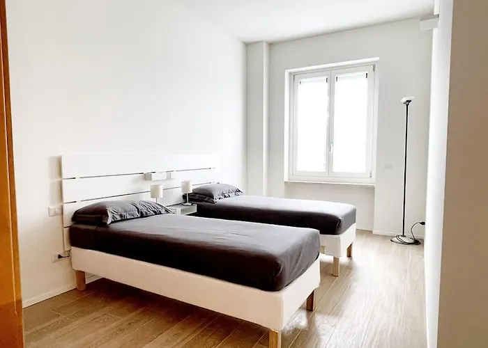 Charlotte House Center 밀라노