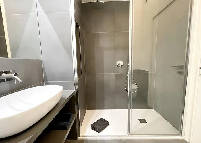 Charlotte House Center 밀라노