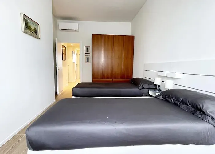 Charlotte House Center *