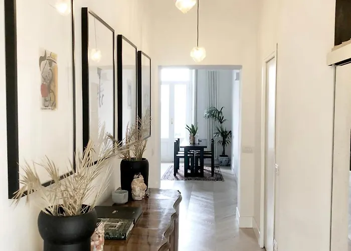 Apartmán Beautiful Design Flat With Park View, Next To Metro *