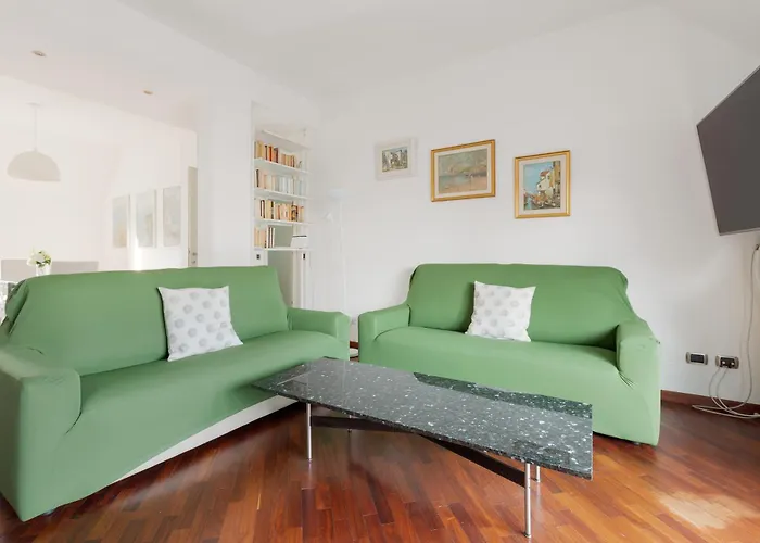 Guesthost - Mm Istria White * Milán