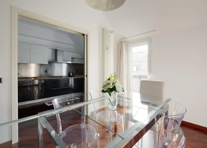 Guesthost - Mm Istria White