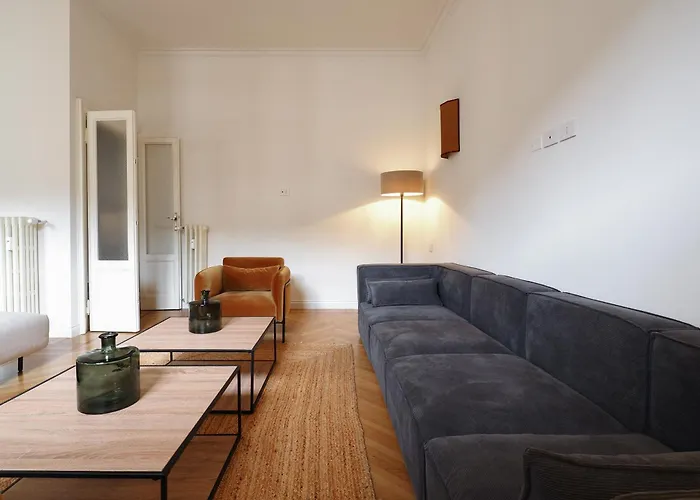 Adelaide Elegant Daire Milano