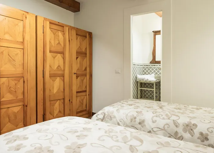 La Corte Di Emily Ap. 2 3*