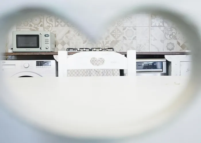 La Corte Di Emily Ap. 1