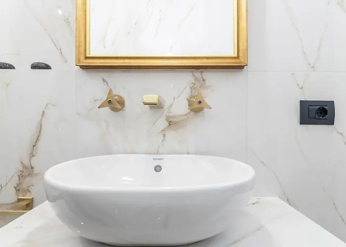 Velasca Flexyrent Aptartment Aircon