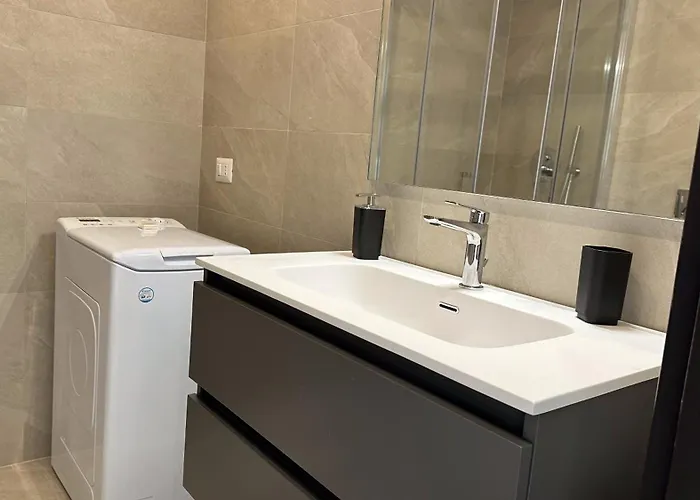 Guesthost - Casa Navigli Watt Μιλάνο