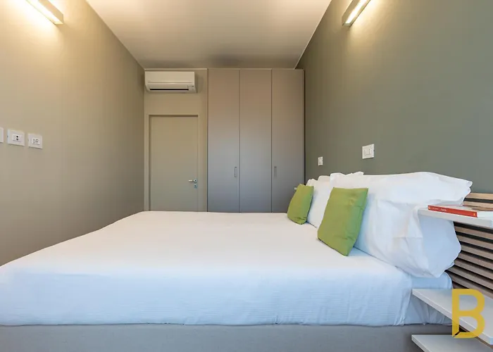 Apartment Beplace In Primaticcio Milan