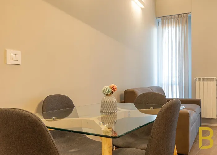 Apartament Beplace In Primaticcio Mediolan