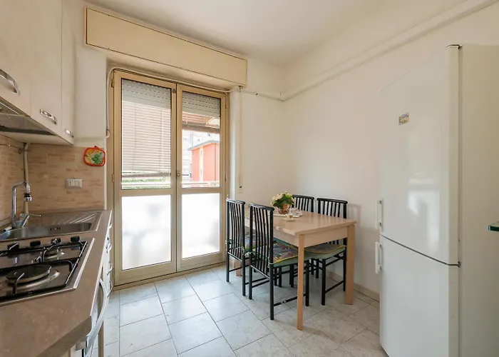 Apartmán Ampio E Luminoso Appartamento, Posto Auto Gratuito - Quarenghi Milán