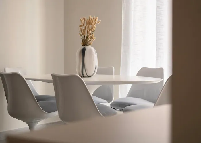 Santa Tecla Living Carnaghi 14 *