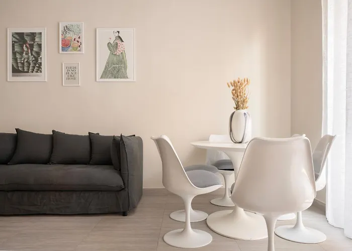 Santa Tecla Living Carnaghi 14 Апартаменты