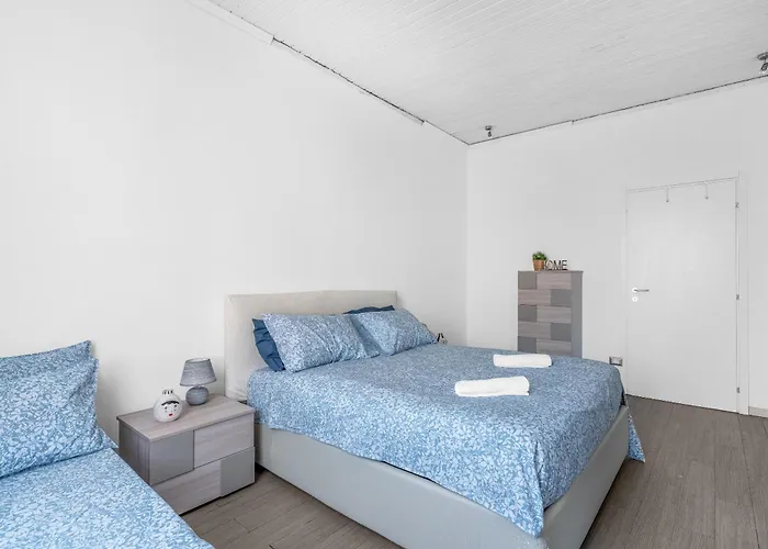 Ven88 - Loreto - Duomo -large - Modern - Mailand