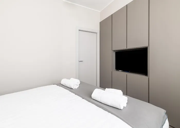 Easylife - - Pantano 2 Pluto - Duomo * 米兰