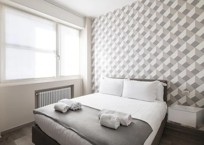 Easylife - - Pantano 2 Pluto - Duomo *