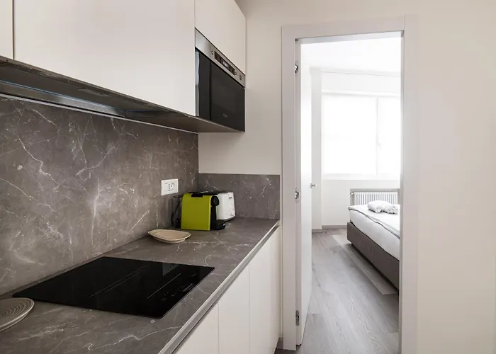 Easylife - - Pantano 2 Pluto - Duomo