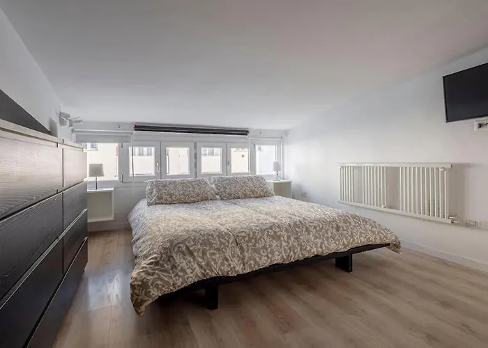 Apartamento Cozy 1 Min From New Mm4 Argonne Milán