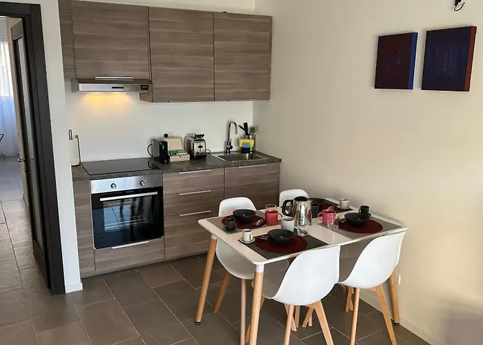 Guesthost - Casa Navigli Watt