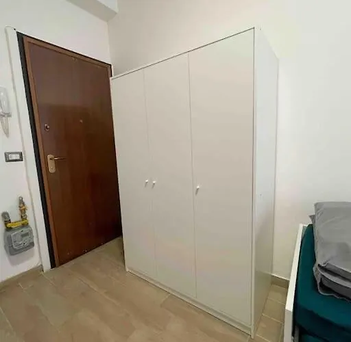 Nolo 147 アパート *