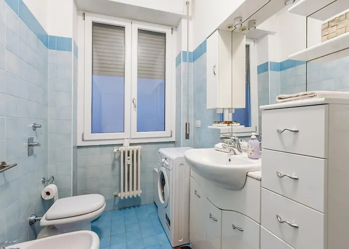 Affori Centro Metro Con Camera E Cucina شقة