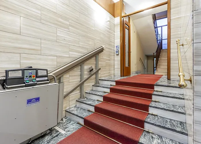 Affori Centro Metro Con Camera E Cucina شقة *
