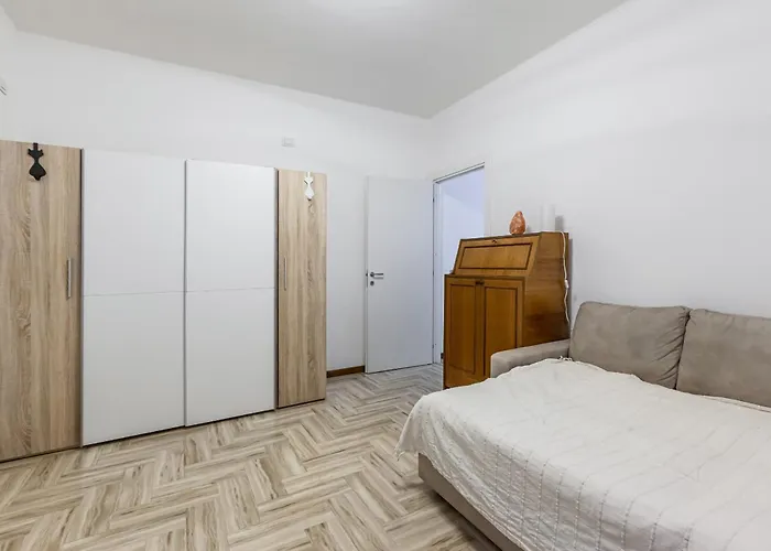 Affori Centro Metro Con Camera E Cucina Милан