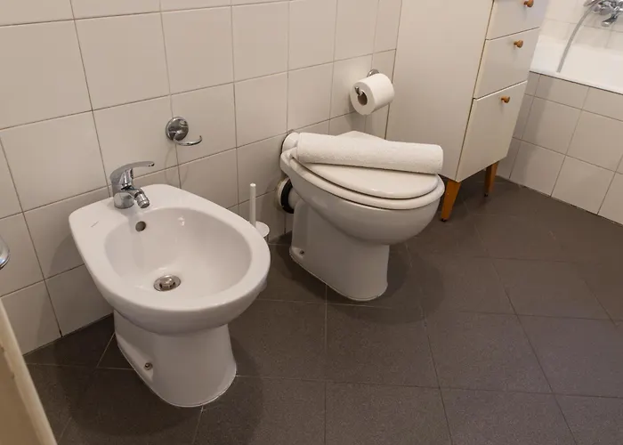 Central Station And Duomo - Spacious Loft アパート ミラノ