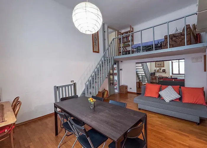 Central Station And Duomo - Spacious Loft ミラノ