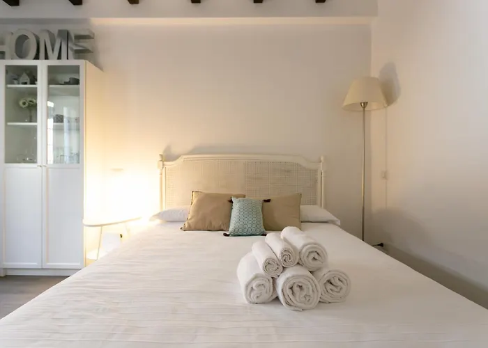 S Agostino - Porta Genova Apartment *